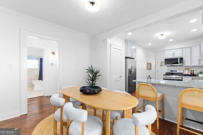 Building Photo - 987 Alloway Pl SE