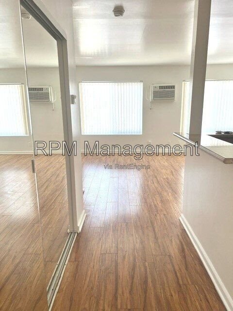 Building Photo - 20327 Saticoy St
