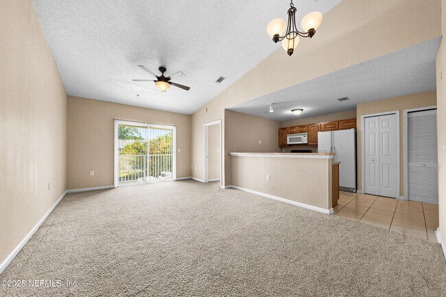 Building Photo - 7920 Merrill Rd