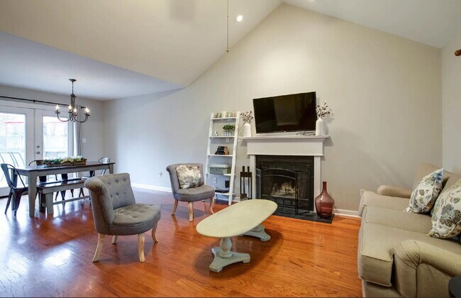 Building Photo - 1713 Greenwood Ave