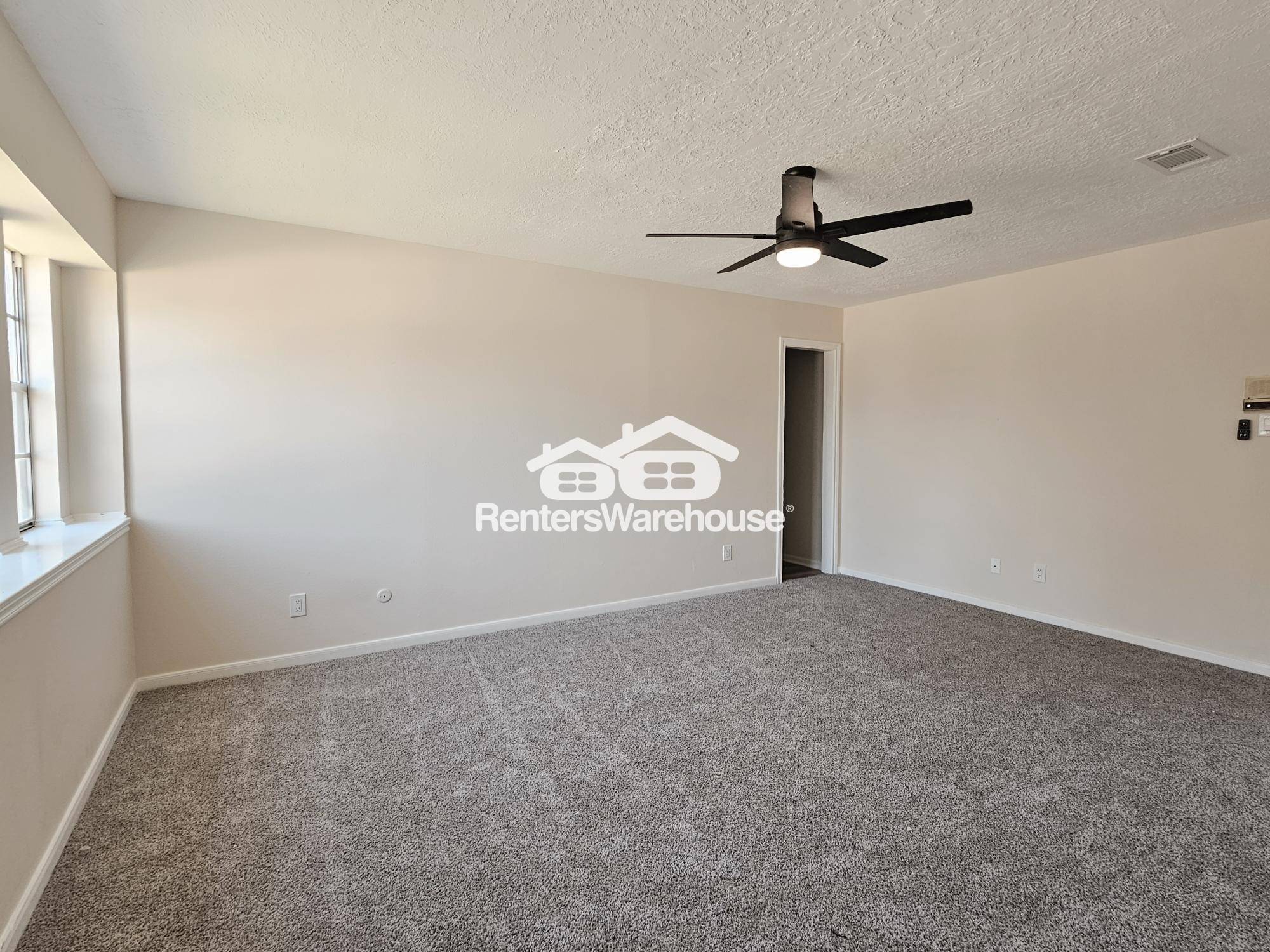 Building Photo - 16627 Aldenham Pl