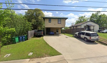 Building Photo - 1214 E Alamo St
