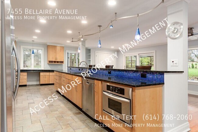 Building Photo - 7455 Bellaire Ave