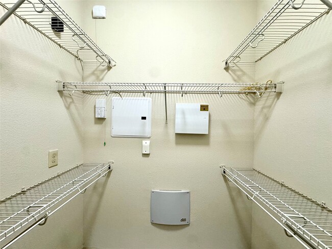 Building Photo - 3788 Richmond Ave.