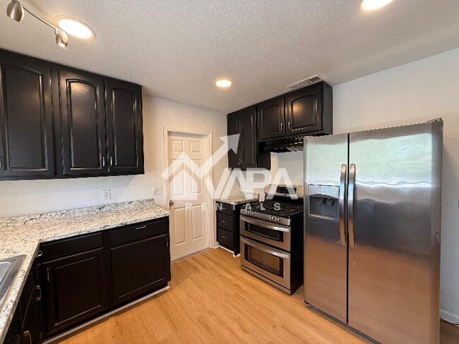 Building Photo - 9418 Shields Dr