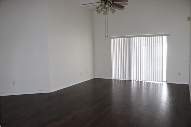 Building Photo - 11111 Bloomington Dr