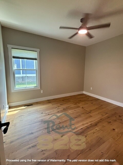 Building Photo - 119 Olde Oak Wy
