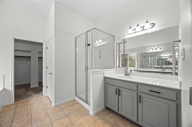 Building Photo - 3103 Cashell Wood Dr