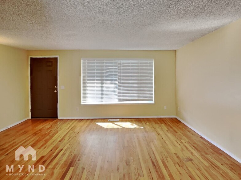 Building Photo - 11736 SE 168th St