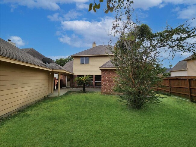 Building Photo - 2546 Acadiana Ln