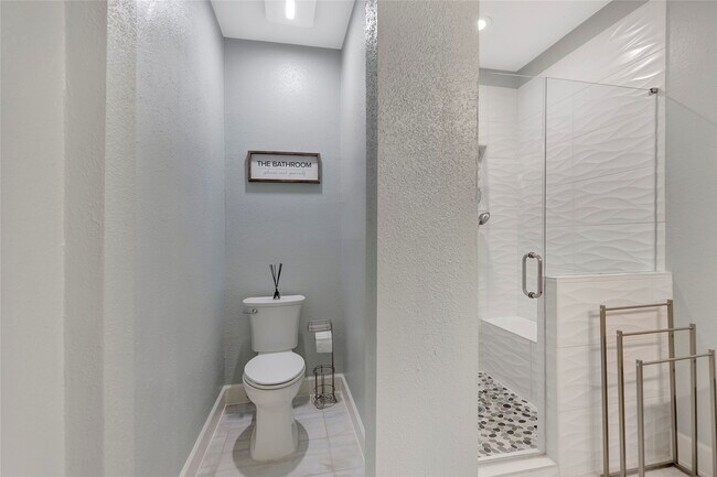 Building Photo - 18809 Egret Bay Blvd