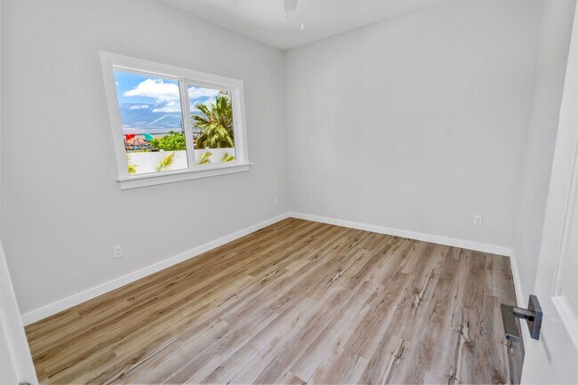 Building Photo - 19 Nohokai St