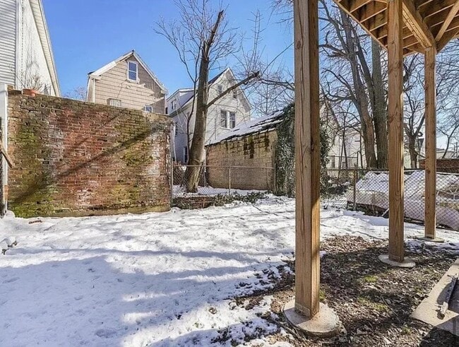 Building Photo - 36 Dwight St