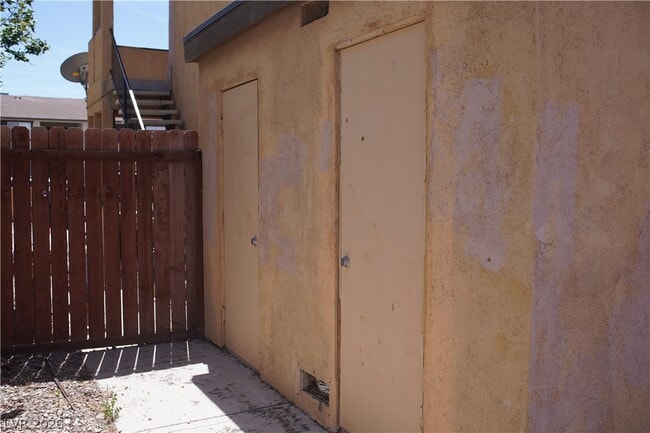 Building Photo - 6966 Issac Ave