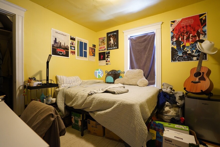 Building Photo - 52 Pearson Rd