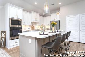 Building Photo - 2131 Thayer Cv