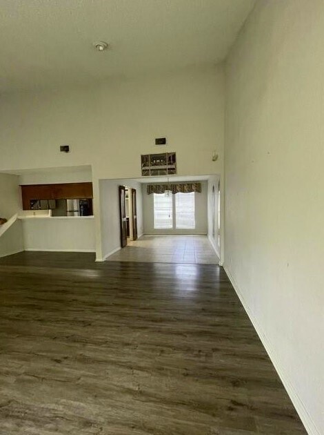 Building Photo - 10202 Pebble Park Ln