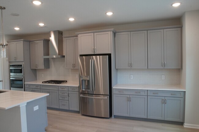 Building Photo - 2709 Hunter Woods Dr