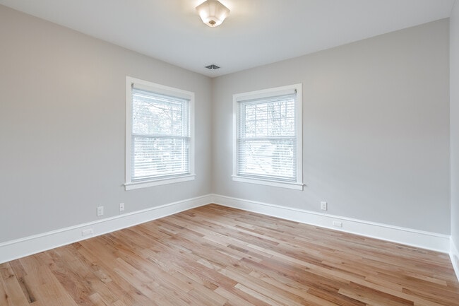 BEDROOM 2 - 309 WARWICK Rd
