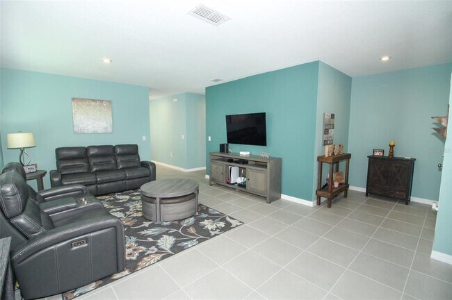 Building Photo - 404 Citrine Lp