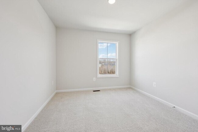 Building Photo - 8816 Selby Ct