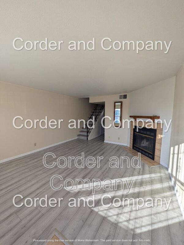 Building Photo - 3301 Monroe St NE