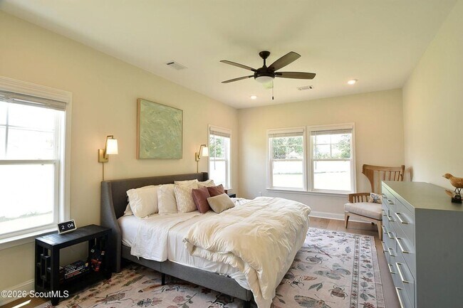 Building Photo - 119 Hadleigh Bluff