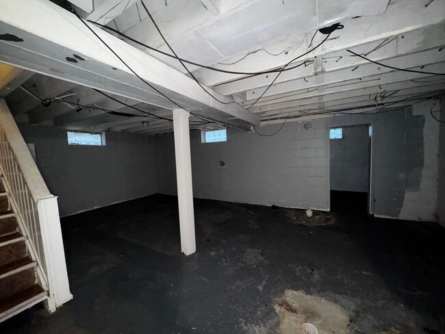 Building Photo - home of 3 bedroom 2 baths