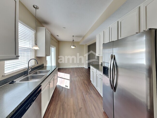 Building Photo - 7187 Normanton Dr