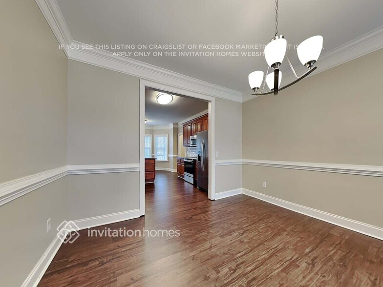 Building Photo - 239 Celestial Dr