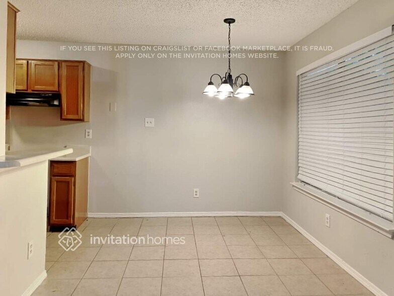 Building Photo - 5521 Safari Trail
