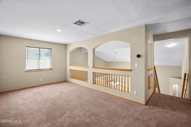 Building Photo - 7089 Tierra Roja St