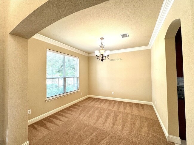 Building Photo - 3817 Edward Dr