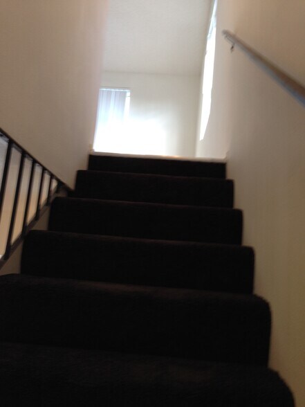 Building Photo - 7665 Fountain Ave