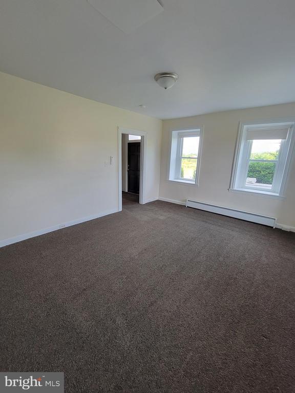 Building Photo - 1022 Gravel Pike
