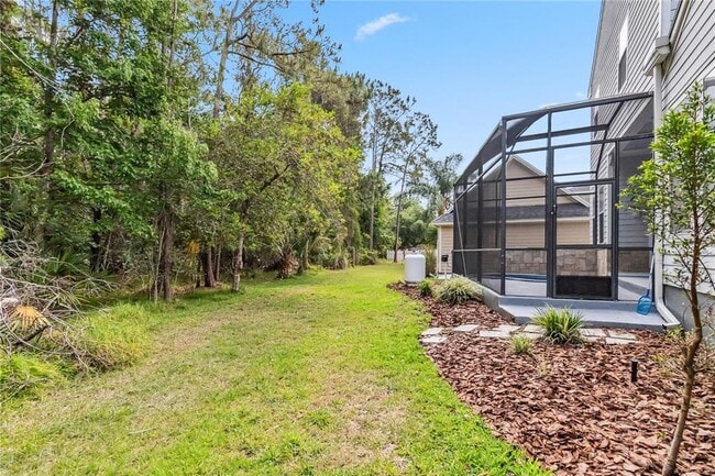 Building Photo - 1013 Maiden Terrace