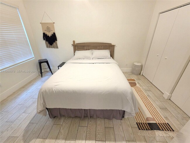 Building Photo - 1008 Jefferson Ave