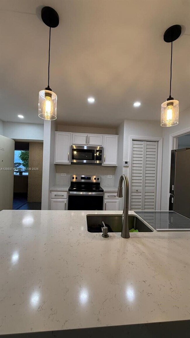 Building Photo - 17530 NW 68th Ave