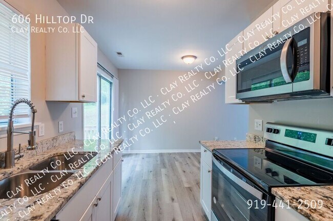 Building Photo - 606 Hilltop Dr