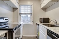 Building Photo - 2026 Move-In Special – $500 LEASE SIGNING BONUS!! Affordable 2-Bedroom Apartment in Southeast DC