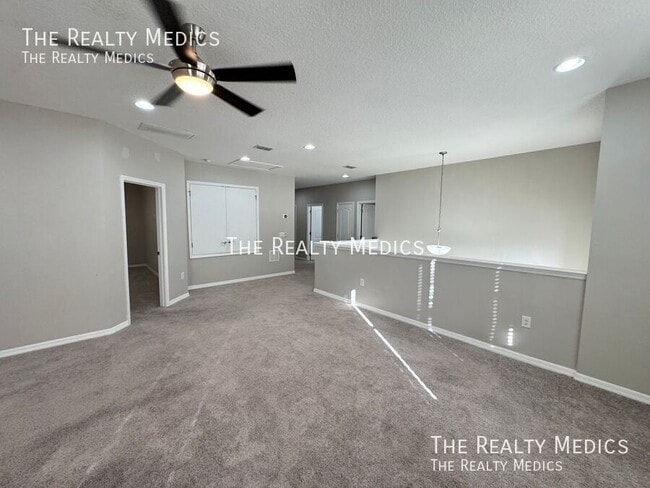 Building Photo - 5107 Appenine Loop W