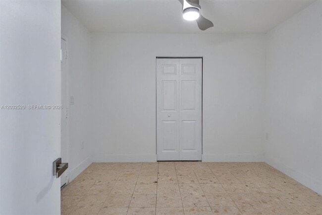 Building Photo - 424 W 13th St