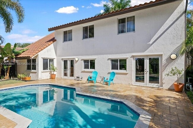 Building Photo - 2560 Bass Way