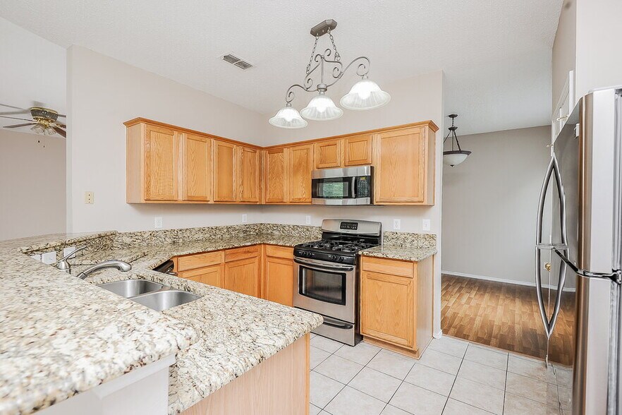 Building Photo - 5029 Lodgepole Ln