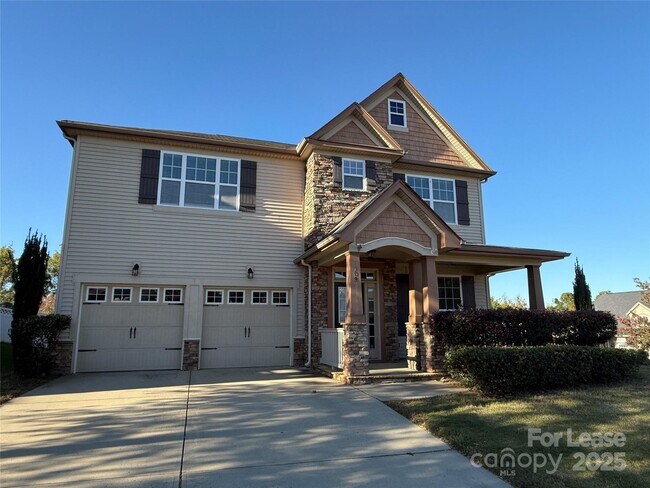 Building Photo - 109 Community Park Ln