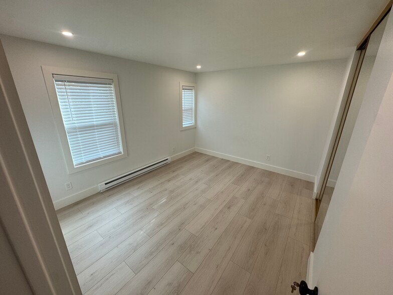 Building Photo - 603 Woodside Way