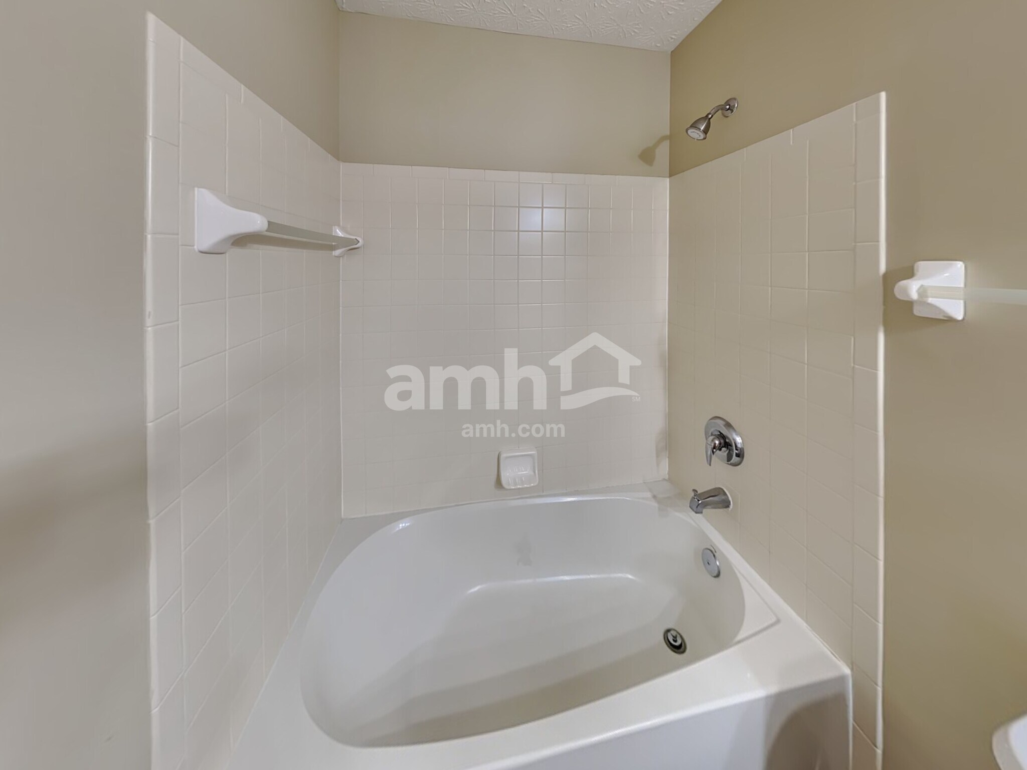 Building Photo - 2649 Cross Creek Ave