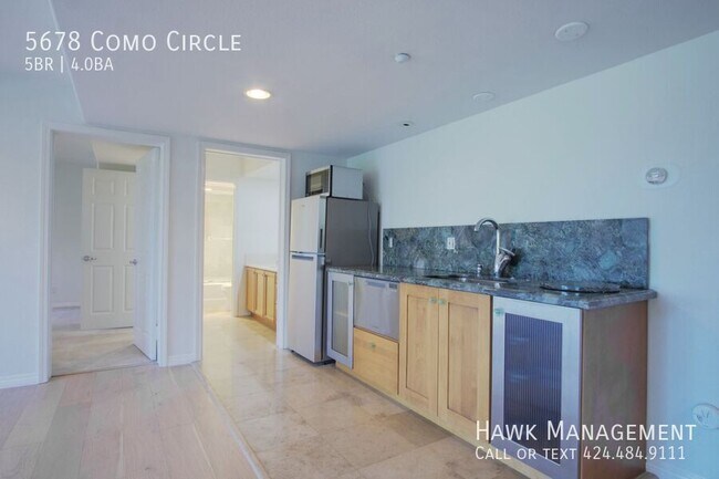 Building Photo - 5678 Como Cir