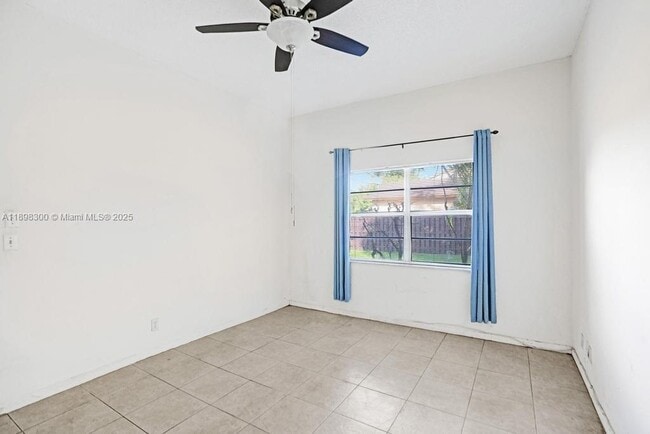 Building Photo - 7135 W Sunrise Blvd