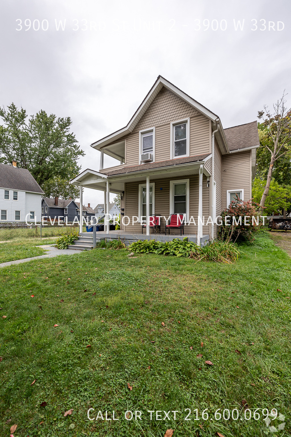 Building Photo - Renovated West Side Triplex